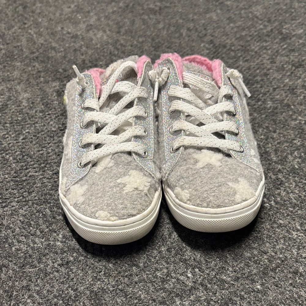 Gray and Pink Felt Shoes